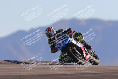 media/Nov-06-2023-Moto Forza (Mon) [[ce023d0744]]/3-Intermediate Group/Session 5 (Turn 9)/